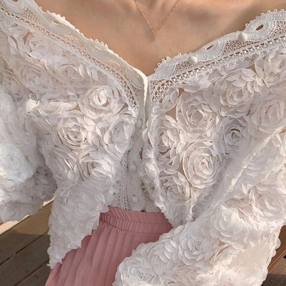 White Boho Womens Floral Embroidery Lantern Sleeve Blouse - Picture 3 of 5